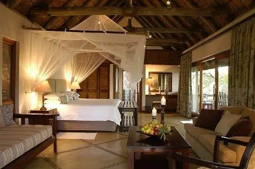 Thornybush Game Lodge 