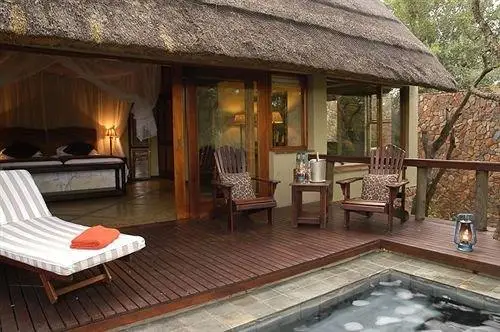 Thornybush Game Lodge 