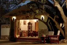 Thornybush Waterside Lodge 