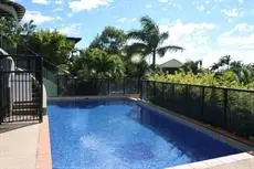 7 Waves - Airlie Beach 