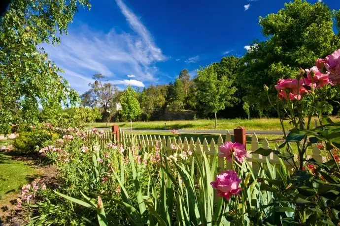 Autumn Abode Cottages 