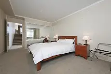 Accommodate Canberra - Northbourne Executive Apartments 