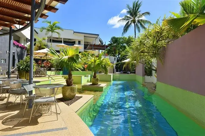 Seascape Holidays - The Peninsula Apartments Adults Only