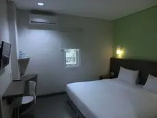 Izi Hotel Bogor 