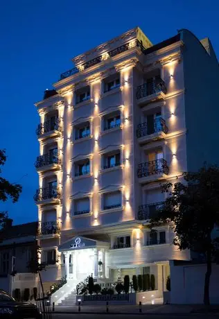 Lazar Lux Apartments