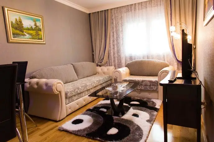 Lazar Lux Apartments 