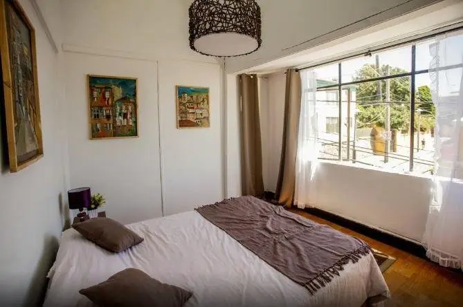 Voyage Hostel Valparaiso