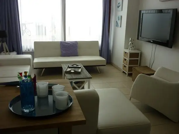 Apartment Paradis 0 