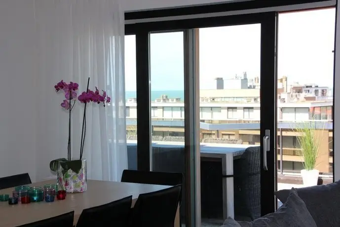 Apartment Plaza De Panne