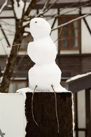 Hakuba House