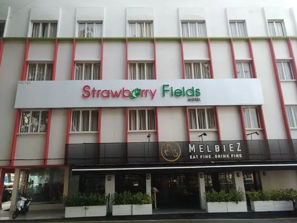 Hotel Strawberry Fields