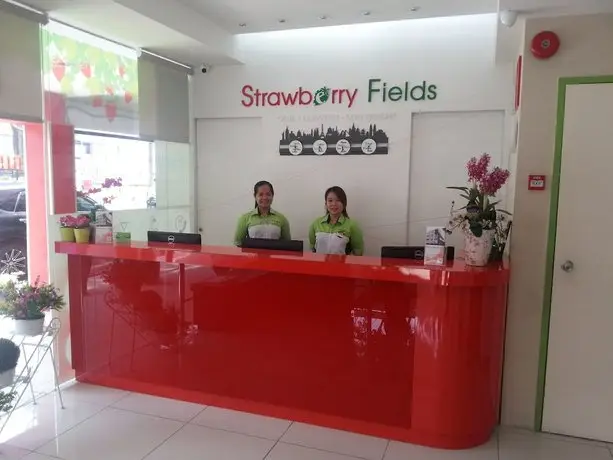 Hotel Strawberry Fields