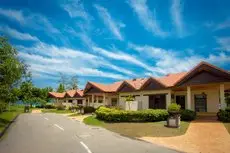 Borneo Beach Villas 