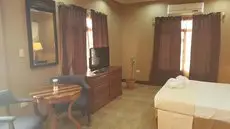 GM Suites Bed & Breakfast 