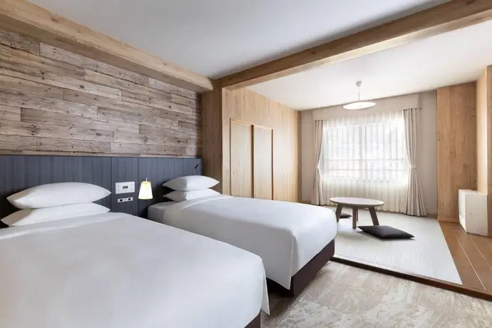 Courtyard by Marriott Hakuba 