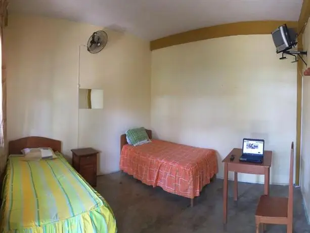 Tambopata Hostel Bambu 