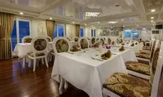 Signature Royal Halong Cruise 