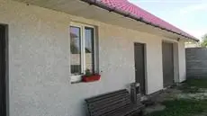 Zadvortsi Holiday Home 