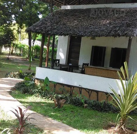 Diani Banda Cottages