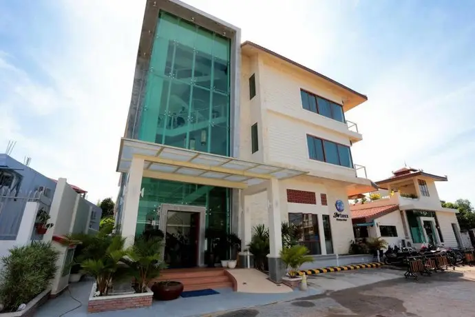 Deluxx Boutique Hotel and Serviced Apartment