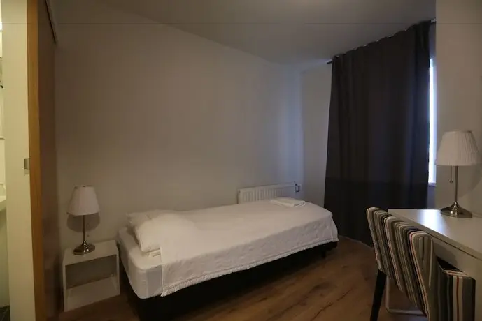 100 Iceland Hotel 