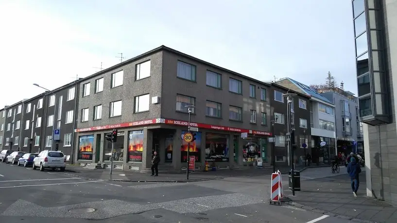 100 Iceland Hotel 