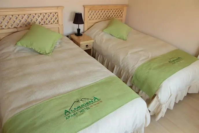 Almudena Apart Hotel 