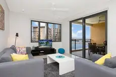 Saltwater Suites - 1 2 & 3 Bed Waterfront Apartments 