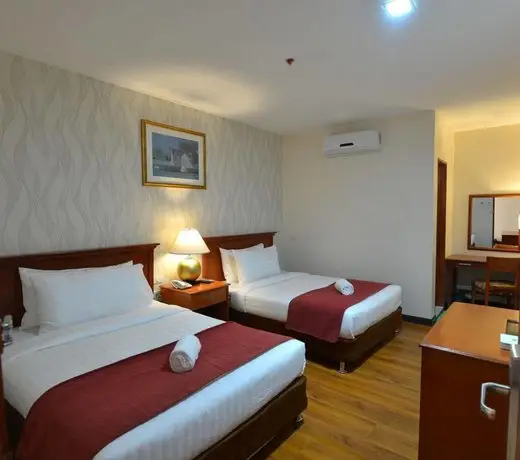 Royal Suites Condotel 