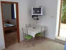 Tuvok Apartmens 