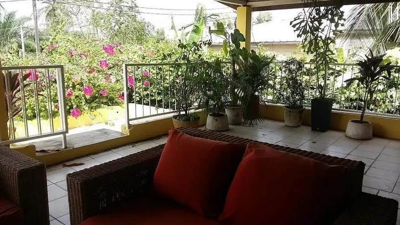 Gaia's Garden Bed and Breakfast Abidjan