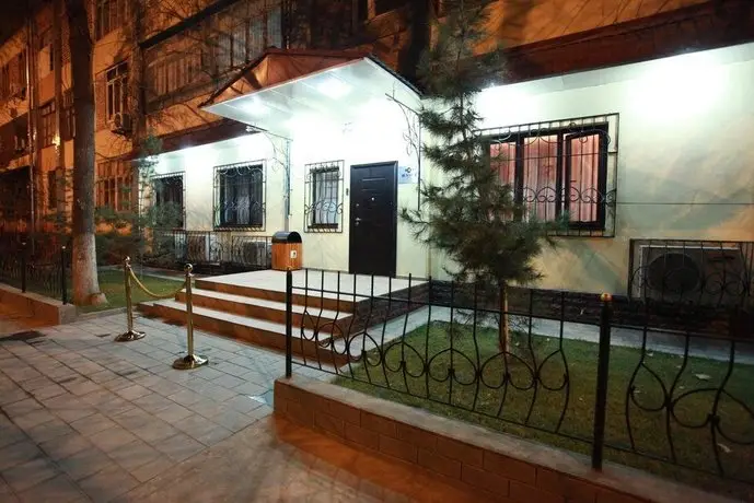 Hayot Hostel 