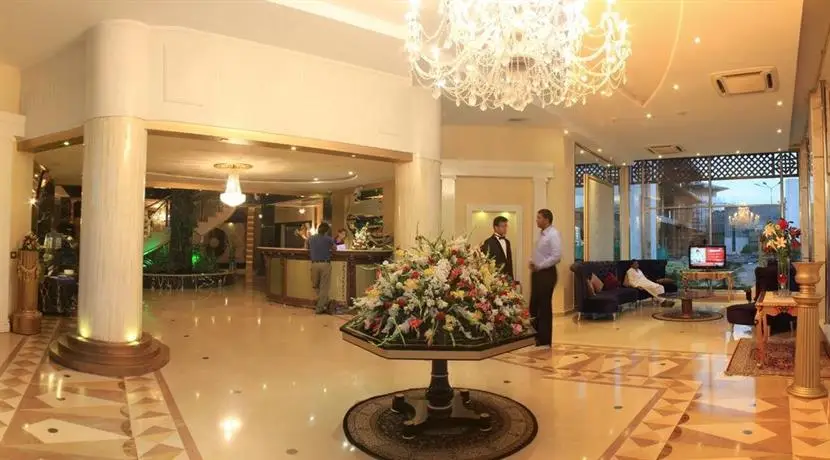 Bahria Grand Hotel & Resort 