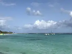 Ti Maanga Vue Mer Pieds Dans L'Eau 