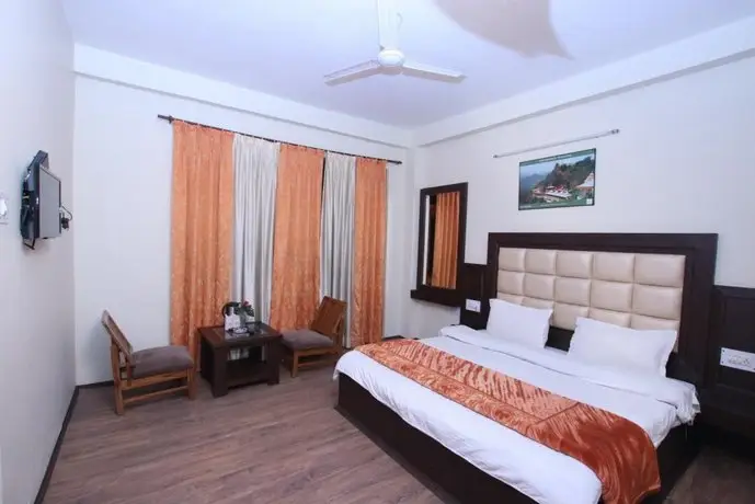 Hotel Panchali Holiday Home