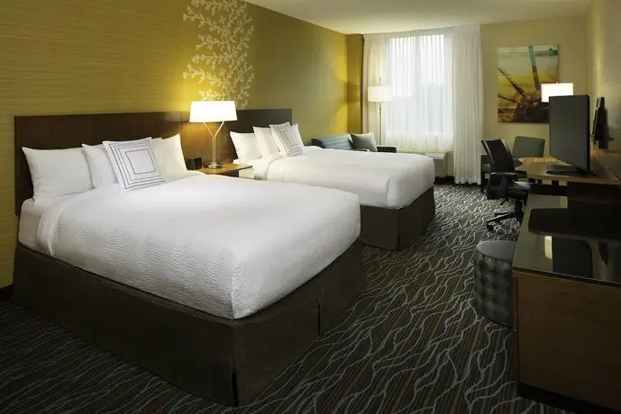 Fairfield Inn & Suites by Marriott Calgary Downtown 