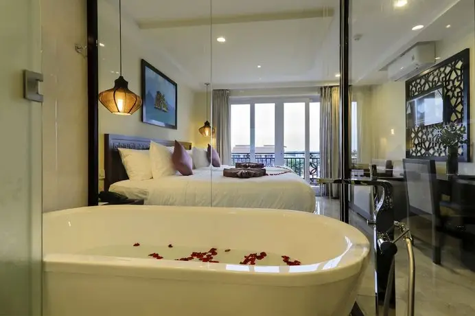 River Suites Hoi An 