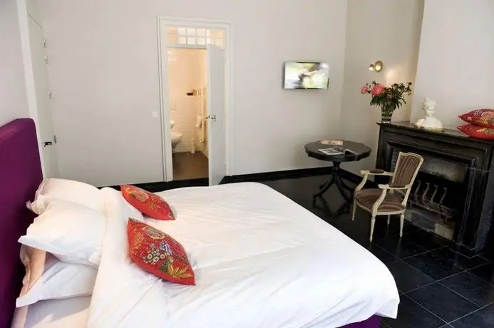 Ganda Rooms & Suites 