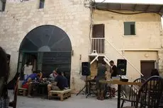 Al Yakhour Hostel 