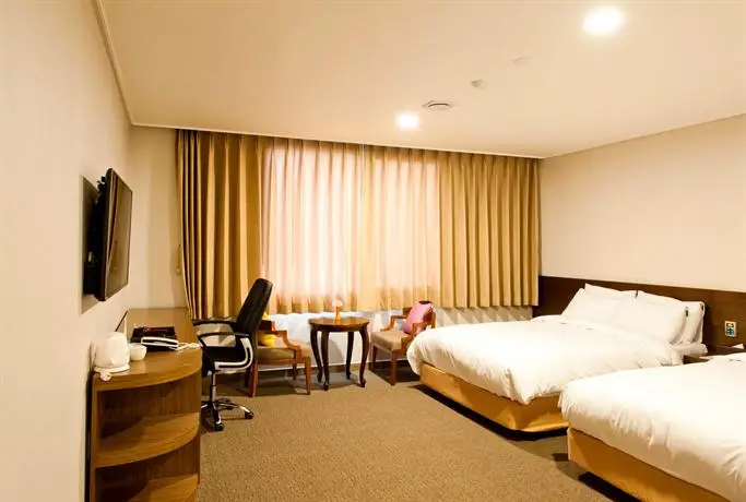 Jeonju Yeonghwa Hotel 