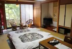 Yufuin Ryokan Nogiku 