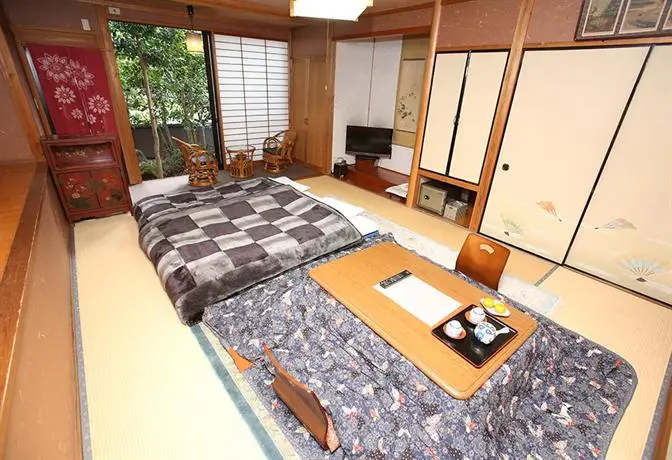 Yufuin Ryokan Nogiku