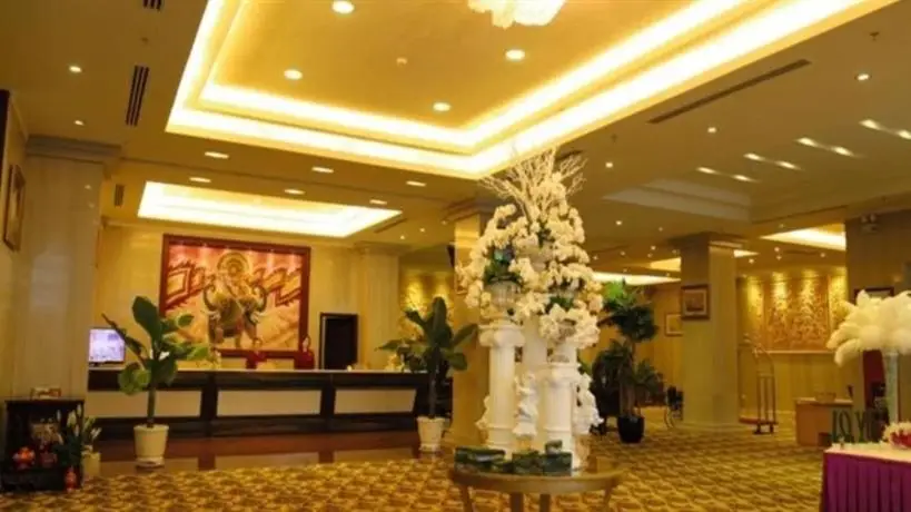 Hai Ba Trung Hotel & Spa 