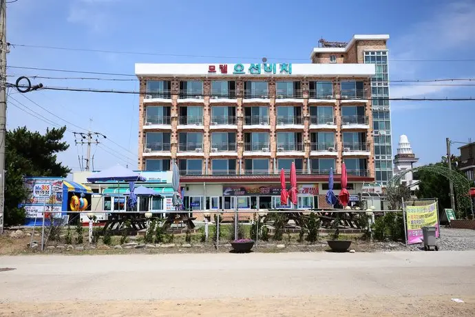 Ocean Beach Motel 
