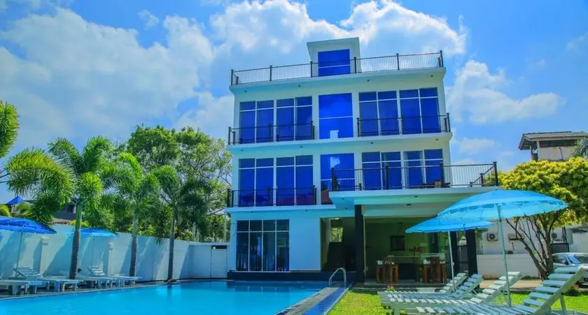 Christima Residence 