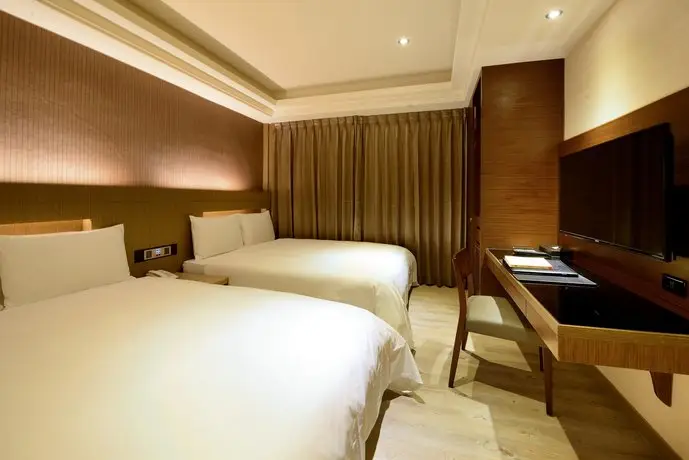 Talmud Business Hotel - Tainan 