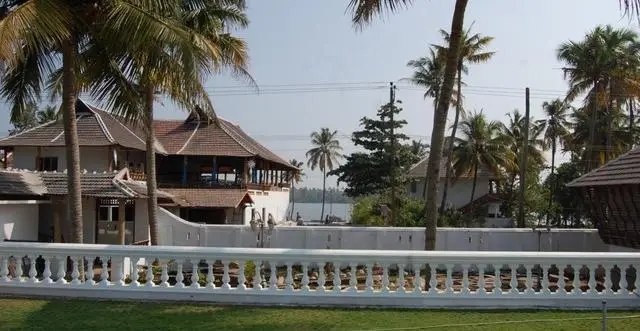 Sea Lagoon Health Resort 