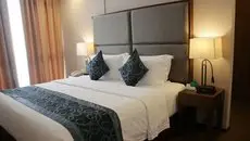 Golden Phoenix Hotel - Manila 