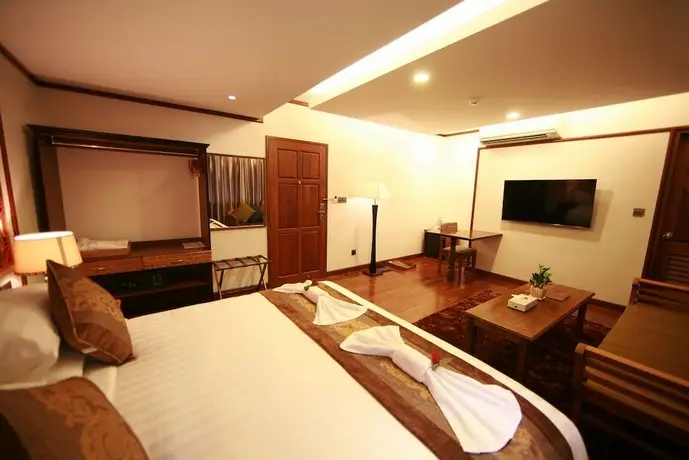 Hotel M Yangon