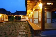 Gyeongju Hanok Pen Town Guesthouse 